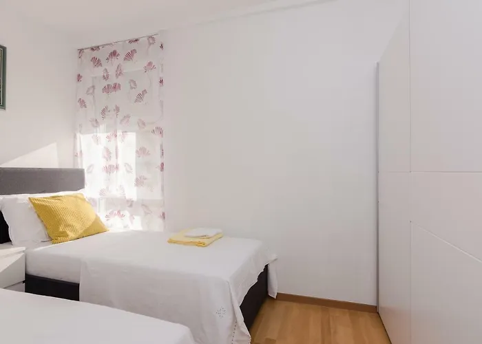 Apartament Barita *